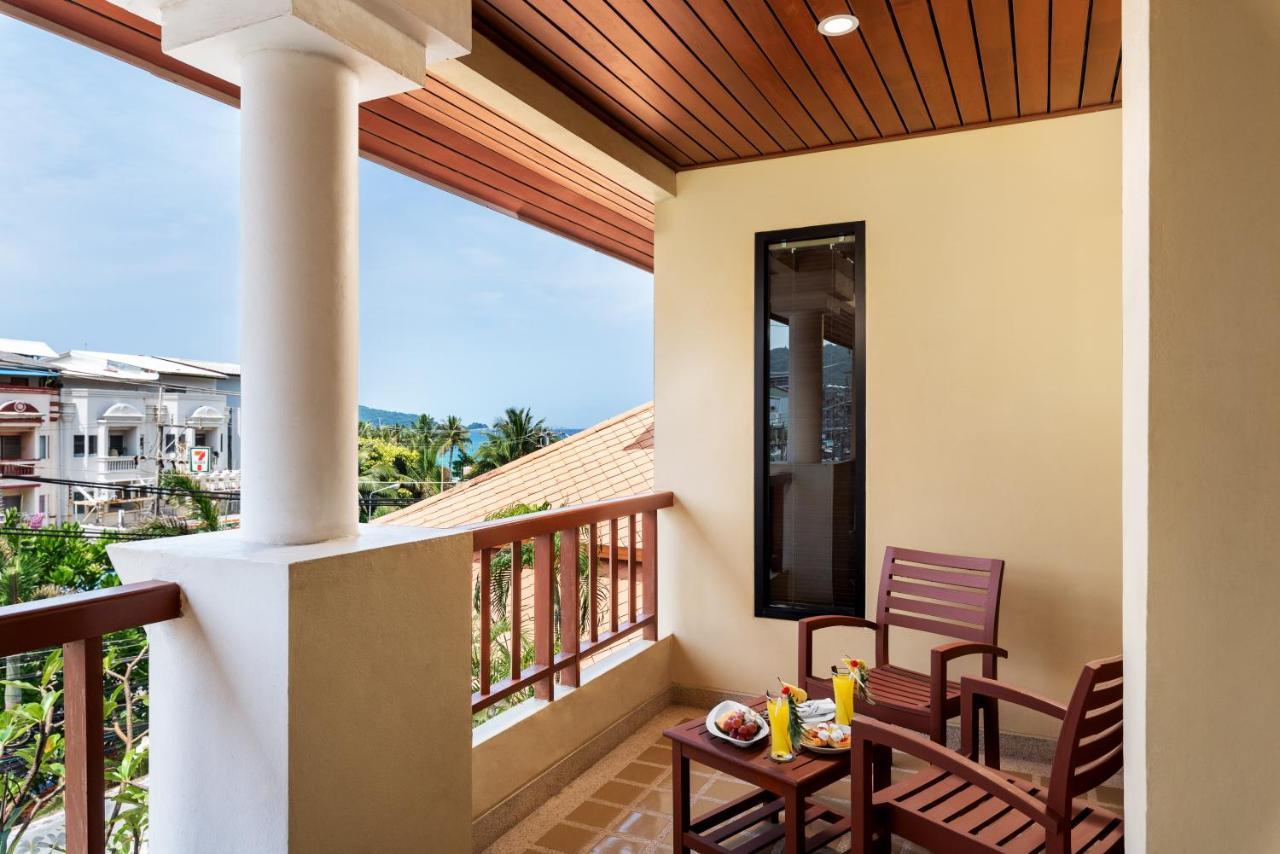 Patong Paragon Resort & Spa Sha Extra Plus Exterior photo A balcony
