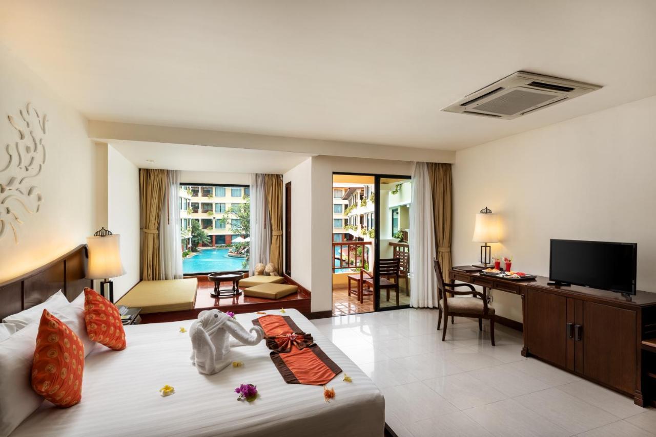 Patong Paragon Resort & Spa Sha Extra Plus Exterior photo Deluxe Pool Access