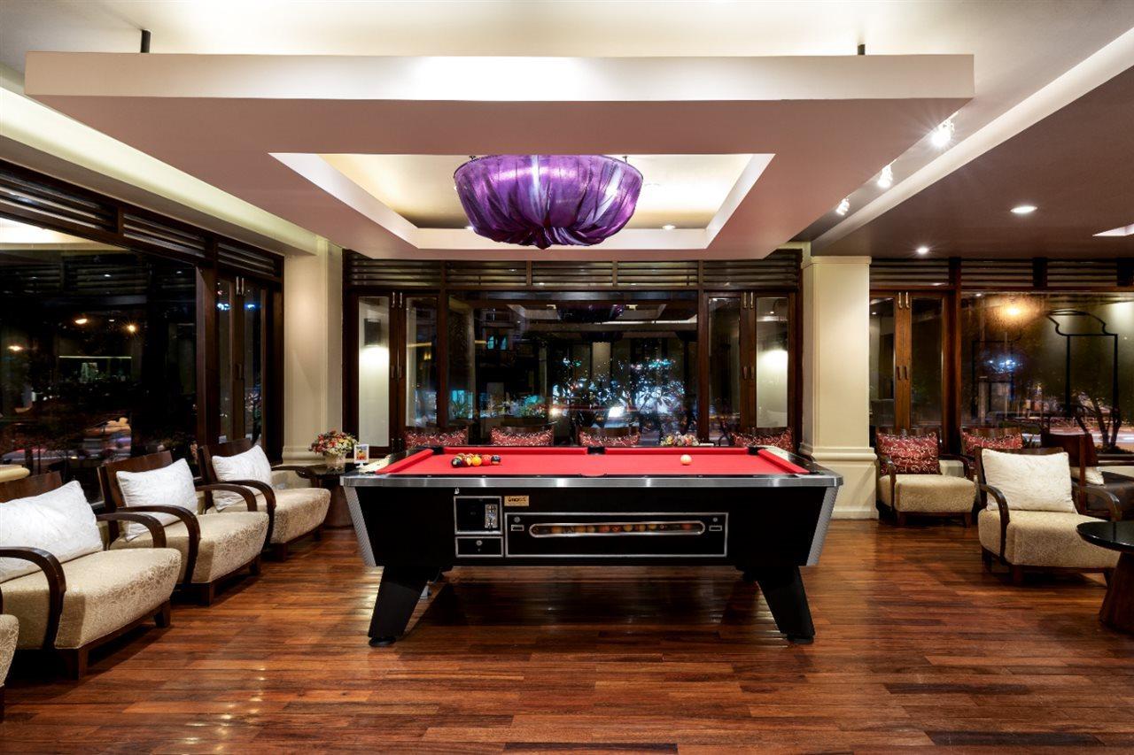 Patong Paragon Resort & Spa Sha Extra Plus Exterior photo The Pool Table at the lobby